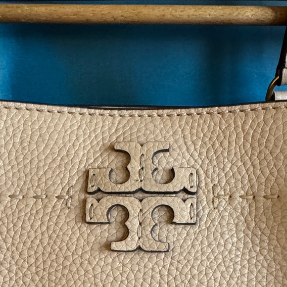 Tory Burch Mcgraw Triple-compartment Tote Devon Sand Nude Pebbled Leather - Picture 2 of 13